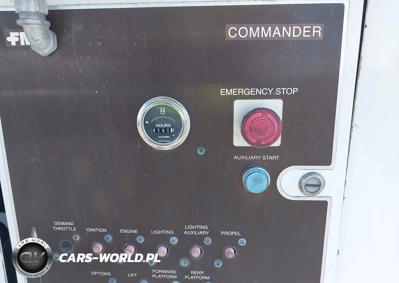 1990 Equipment Fmc Corp. T Cmdr-S VIN:00000000000001111 - 7