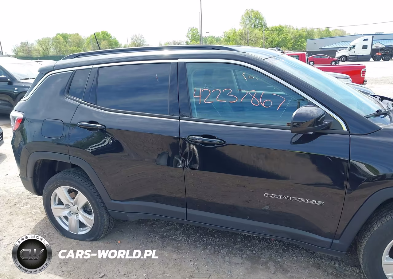 2022 Jeep Compass Latitude 4X4 VIN:3C4NJDBB8NT132250 - 13