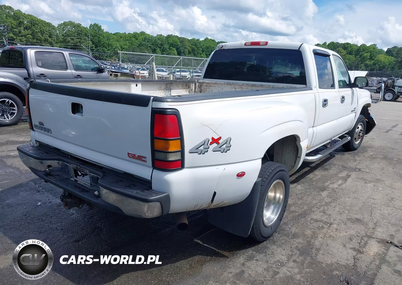 2004 GMC Sierra 3500 Slt VIN:1GTJK33104F104933 - 4
