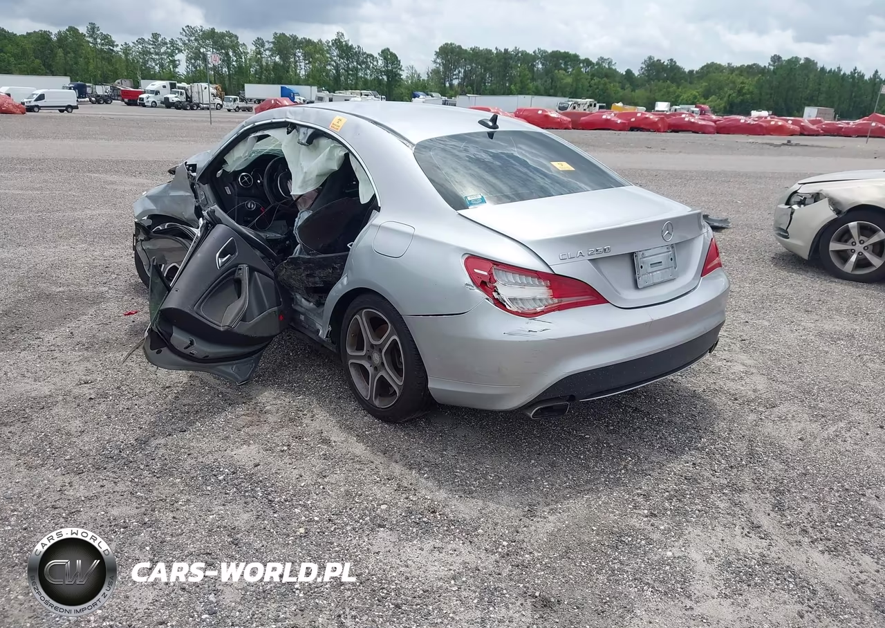 2014 Mercedes-Benz Cla 250 VIN:WDDSJ4EB3EN066307 - 3
