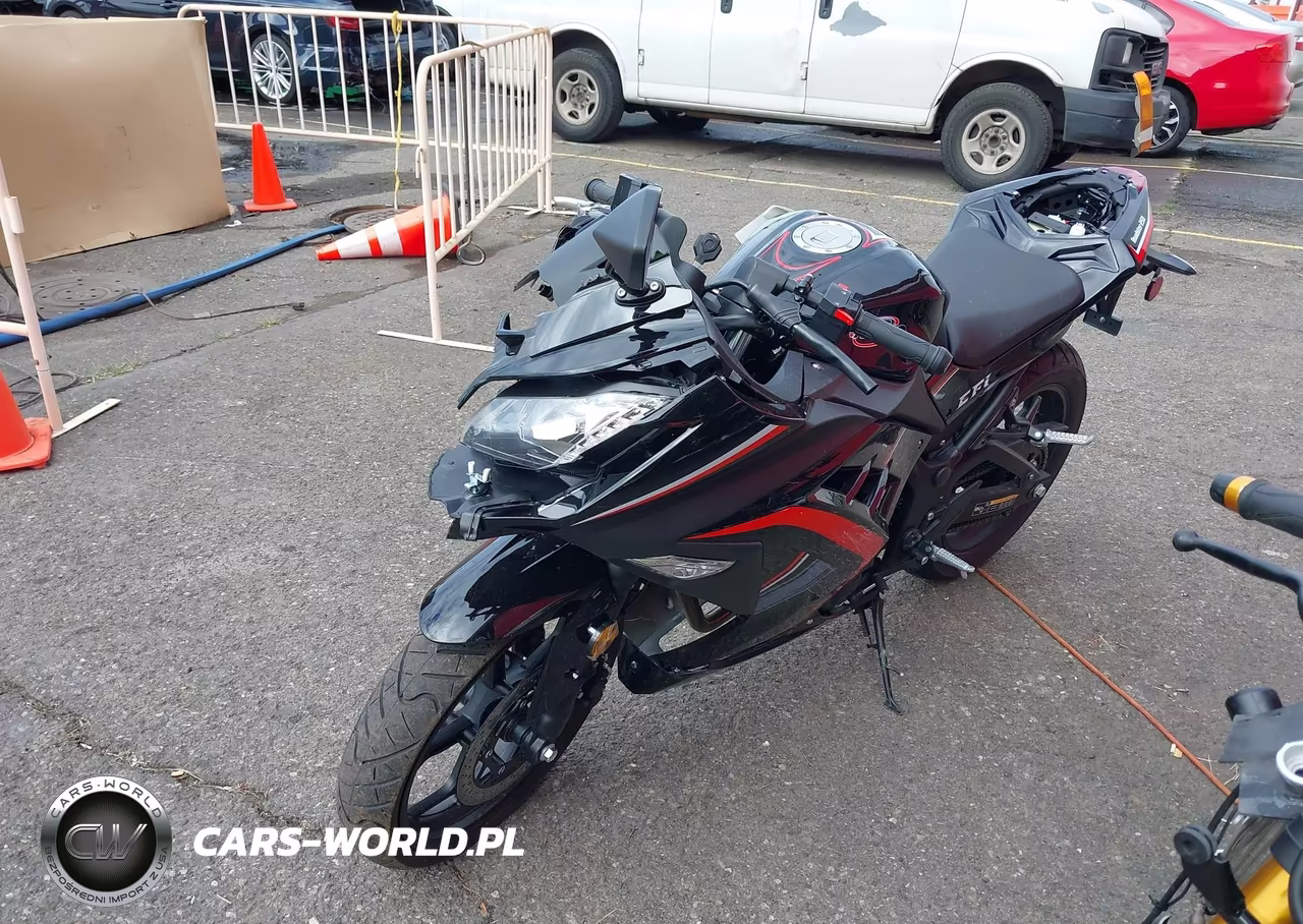 2024 Roadster 250 Xpro VIN:L2BB5AAK6RBA15018 - 2
