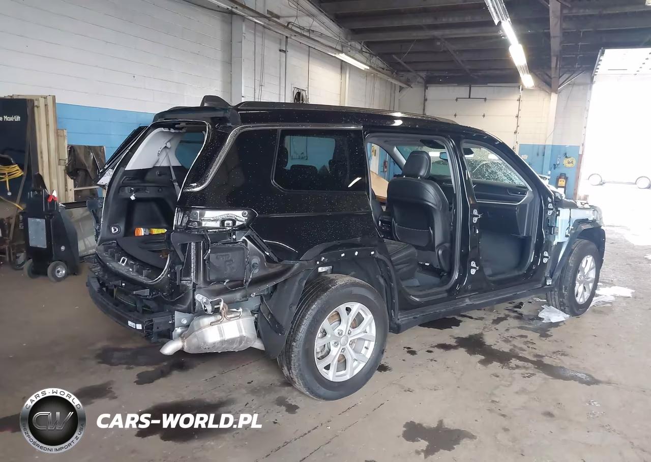 2023 Jeep Grand Cherokee L Limited 4X4 VIN:1C4RJKBG6P8733336 - 4
