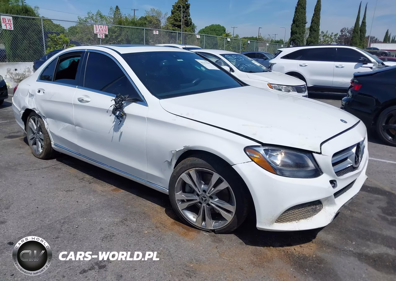 2018 Mercedes-Benz C 300 – zdjęcie 1 z 12