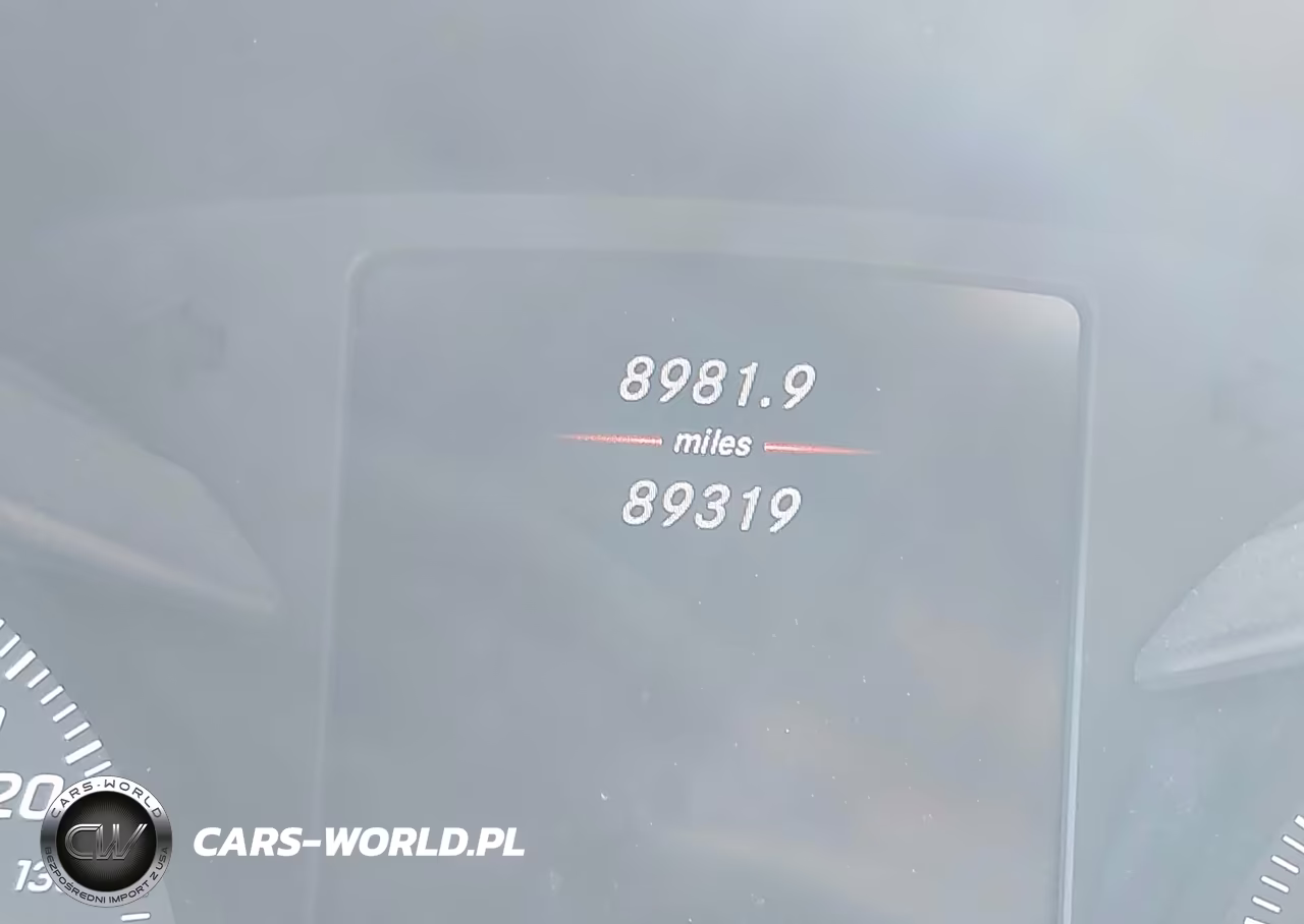 2018 Mercedes-Benz C 300 VIN:55SWF4JB7JU271476 - 7