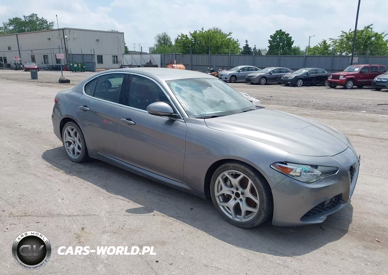 2018 Alfa Romeo Giulia Ti Rwd
