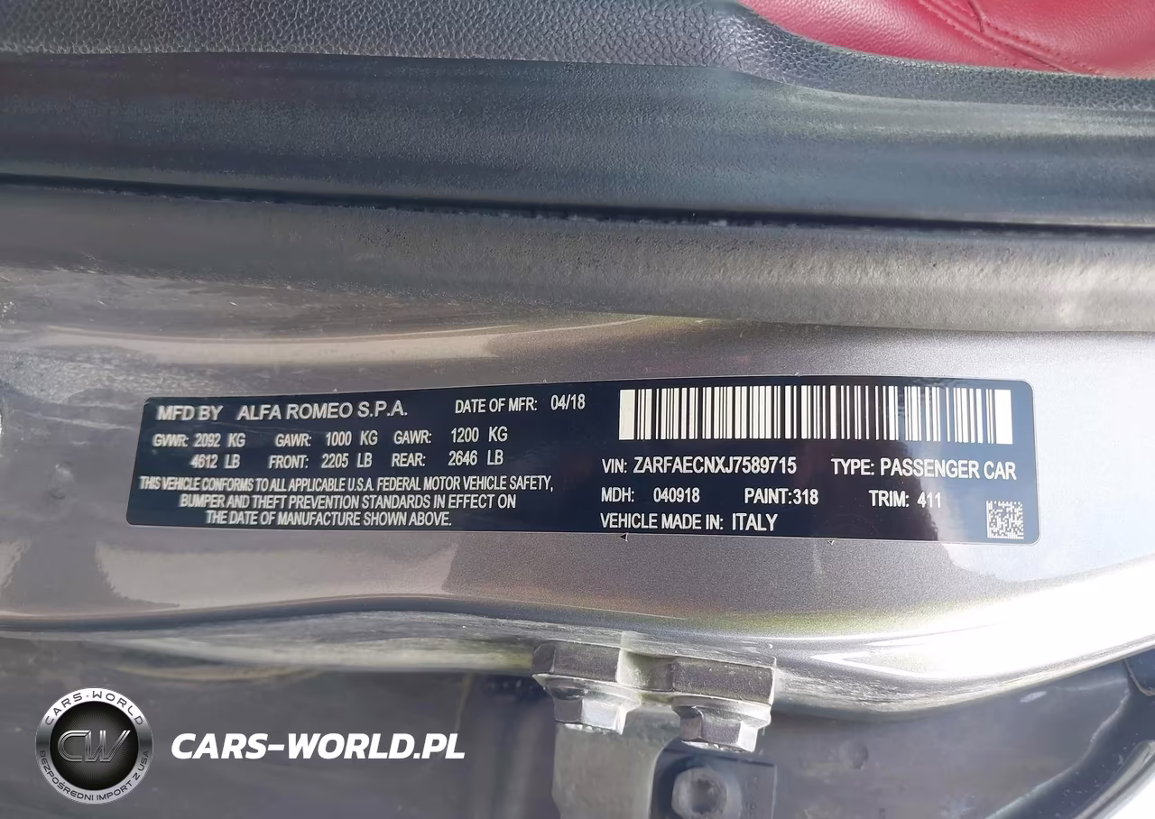 2018 Alfa Romeo Giulia Ti Rwd VIN:ZARFAECNXJ7589715 - 9