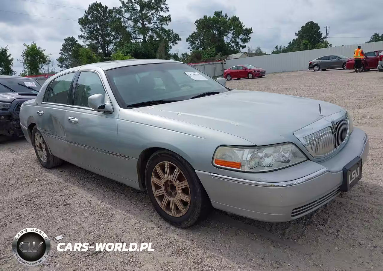 2007 Lincoln Town Car