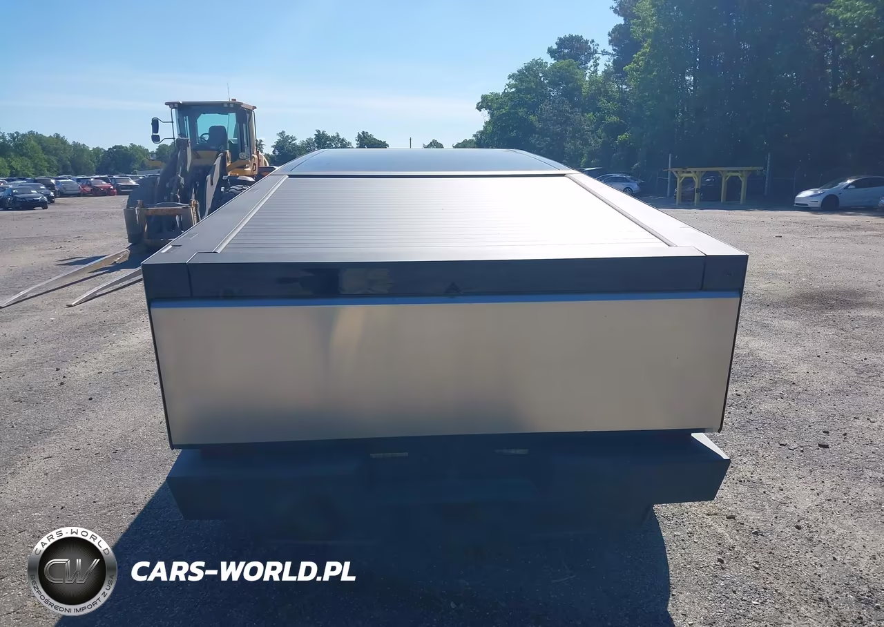 2025 Tesla Cybertruck All-Wheel Drive VIN:7G2CEHED6SA066009 - 16