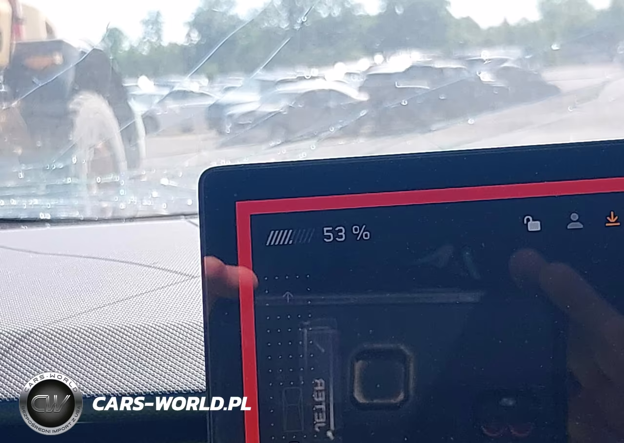 2025 Tesla Cybertruck All-Wheel Drive VIN:7G2CEHED6SA066009 - 17
