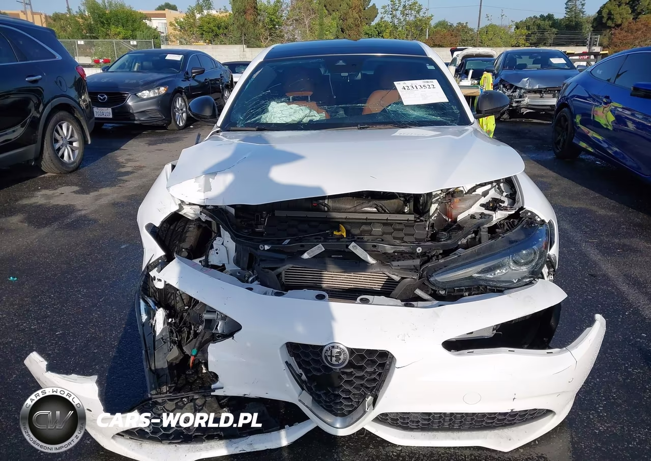2022 Alfa Romeo Giulia Ti Rwd VIN:ZARFAMBN9N7660565 - 13