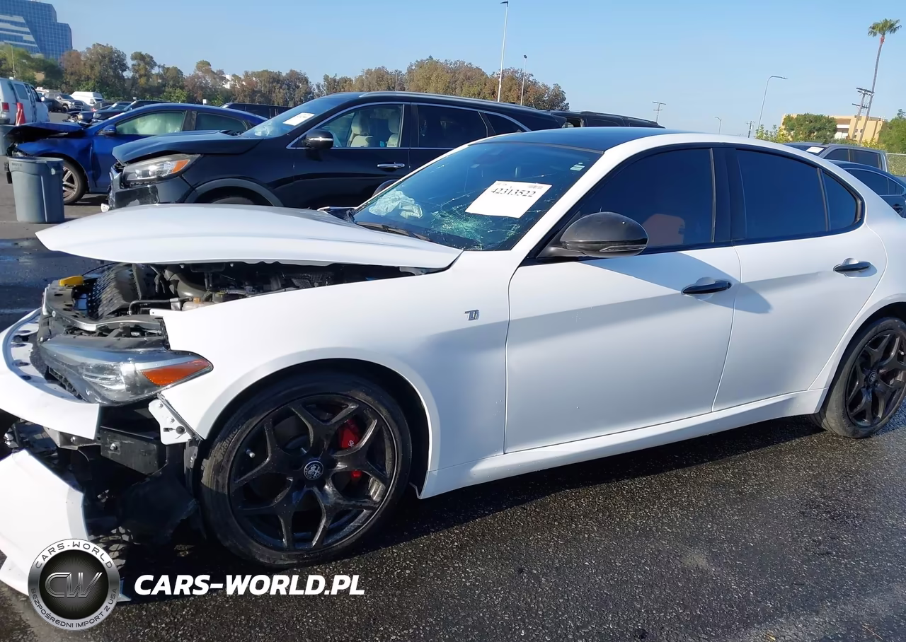 2022 Alfa Romeo Giulia Ti Rwd VIN:ZARFAMBN9N7660565 - 15