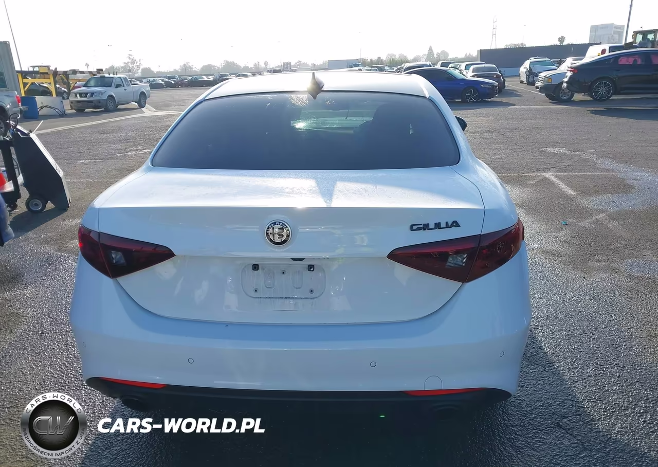 2022 Alfa Romeo Giulia Ti Rwd VIN:ZARFAMBN9N7660565 - 17