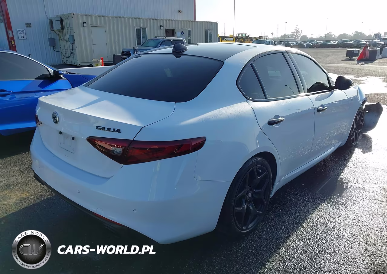 2022 Alfa Romeo Giulia Ti Rwd VIN:ZARFAMBN9N7660565 - 4