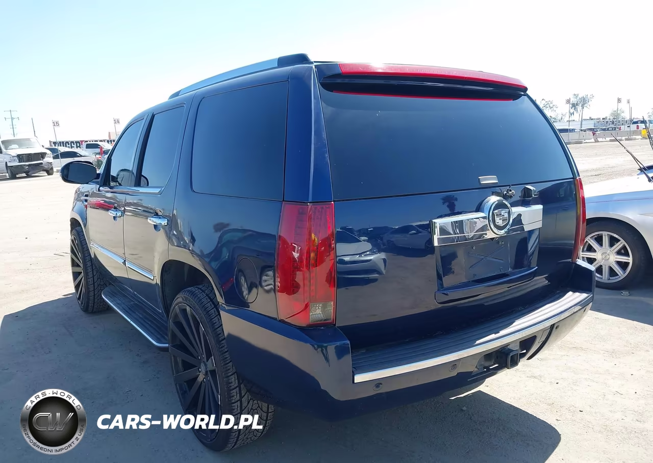 2007 Cadillac Escalade Standard VIN:1GYFK63807R210638 - 3