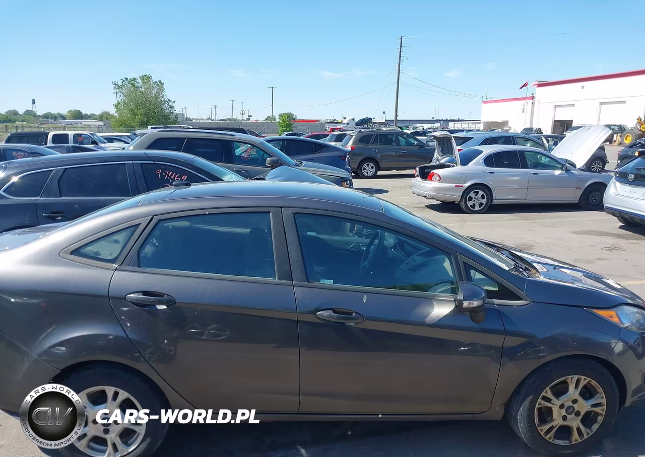 2015 Ford Fiesta Se VIN:3FADP4BJ9FM158245 - 13