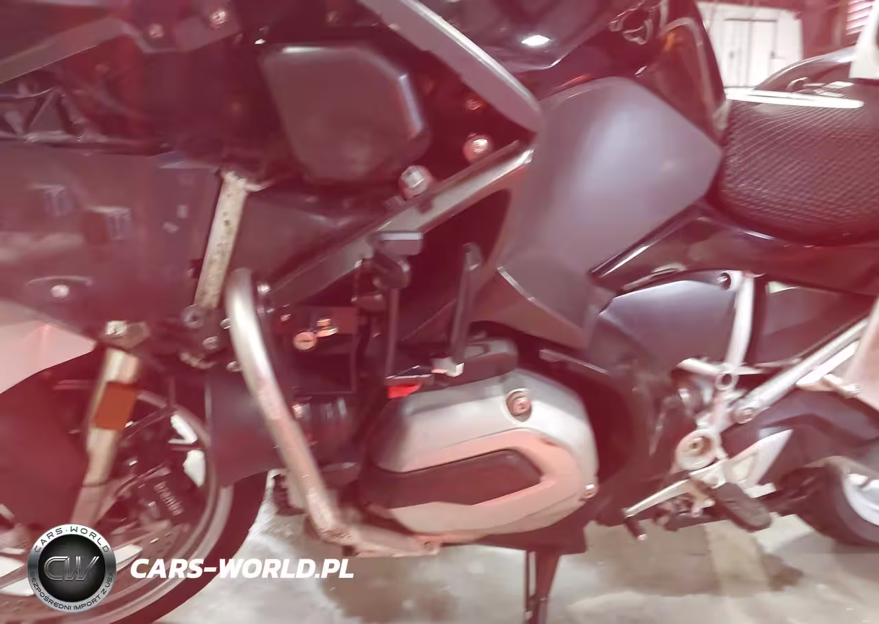 2016 BMW R1200 Rt VIN:WB10A1308GZ195587 - 9