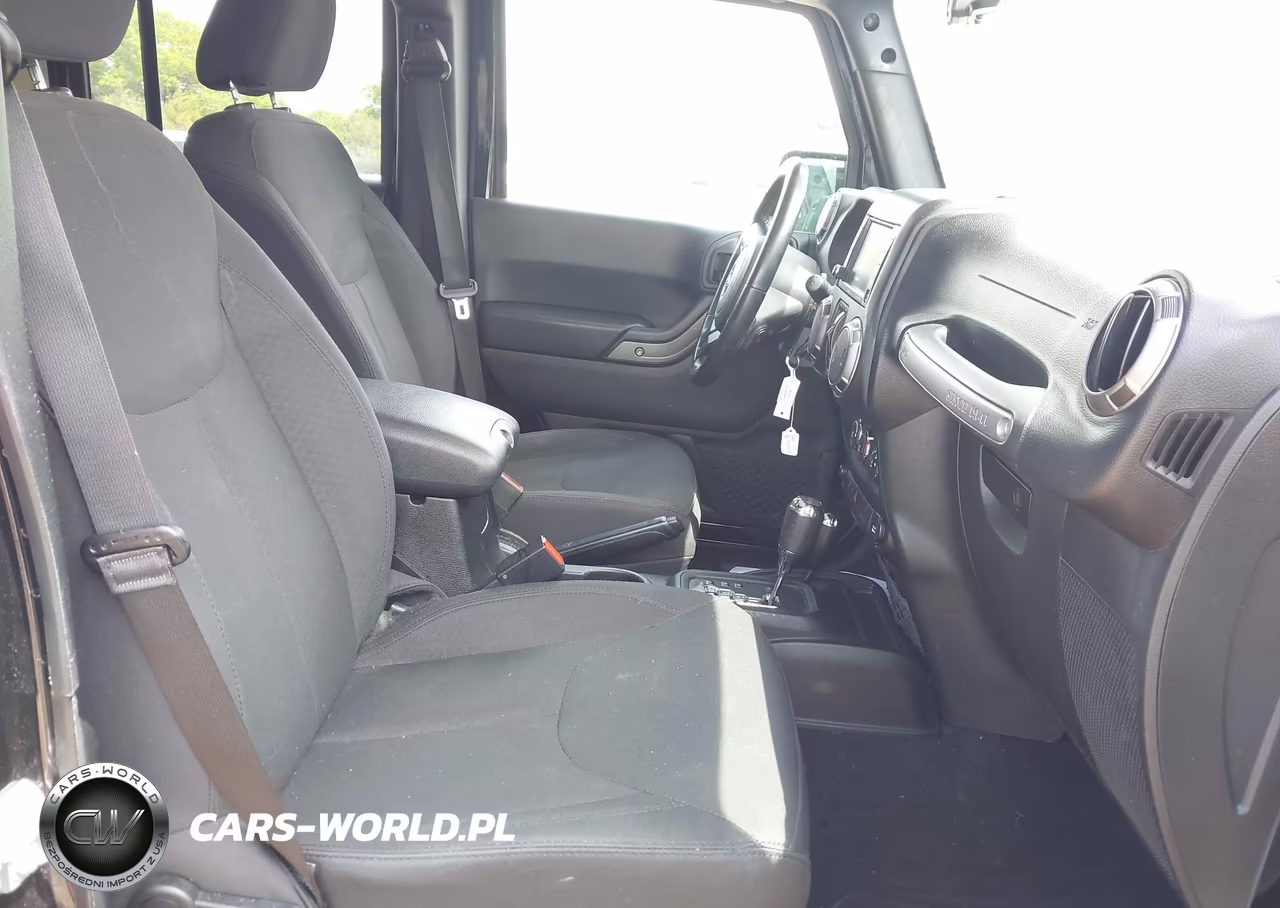 2018 Jeep Wrangler Jk Unlimited Sport S 4X4 VIN:1C4BJWDG7JL838798 - 5