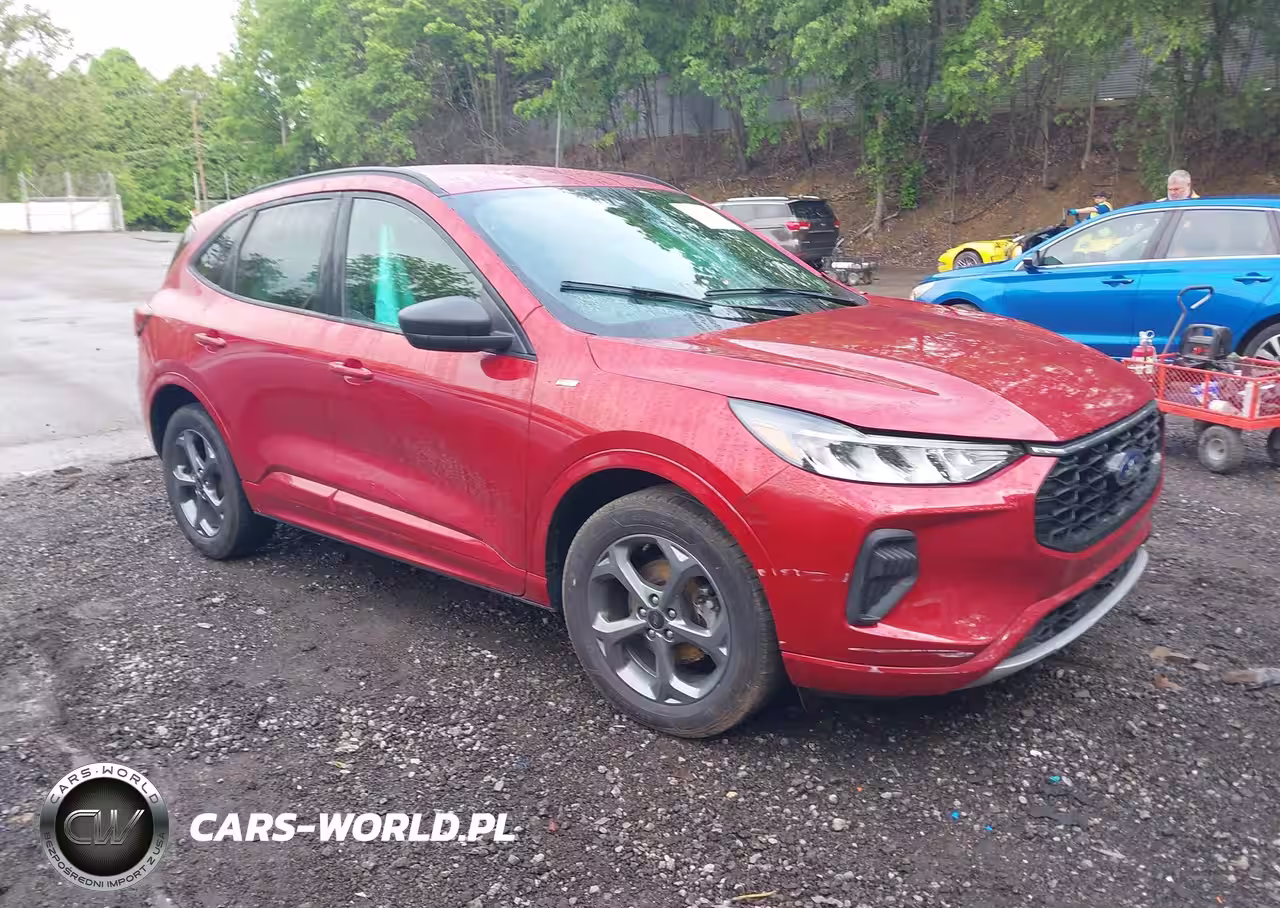 2023 Ford Escape St-Line