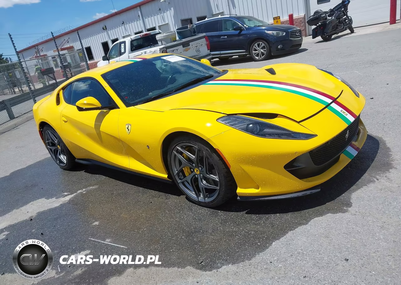 2018 Ferrari 812 Superfast – zdjęcie 1 z 17