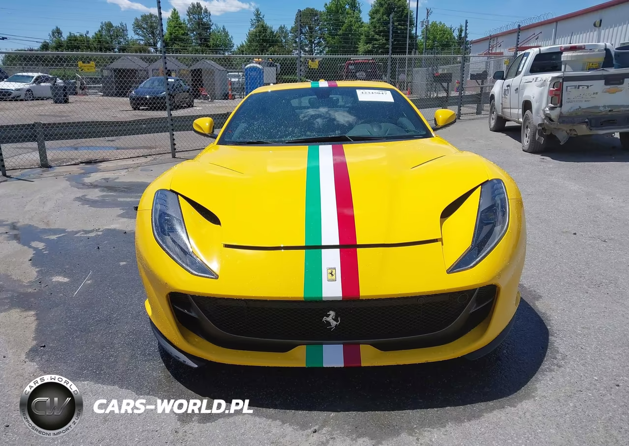 2018 Ferrari 812 Superfast VIN:ZFF83CLA6J0233240 - 12