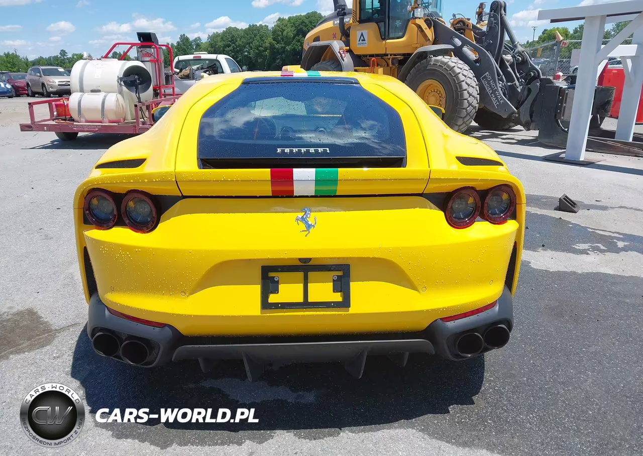 2018 Ferrari 812 Superfast VIN:ZFF83CLA6J0233240 - 16