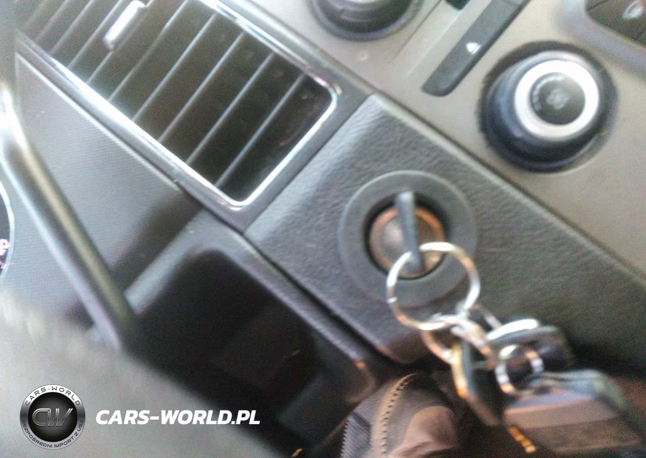 2015 Ford Police Interceptor VIN:1FAHP2MK3FG184832 - 11
