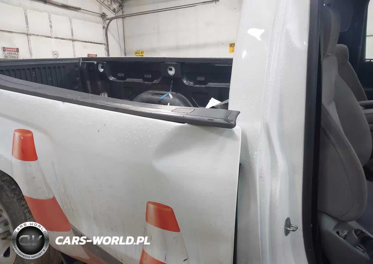 2018 Chevrolet Silverado 1500 Wt VIN:1GCNCNEH5JZ288989 - 8
