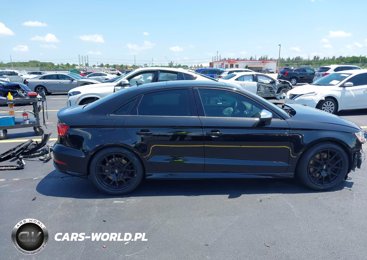 2015 Audi S3 2.0T Premium Plus VIN:WAUBFGFF7F1080814 - 14