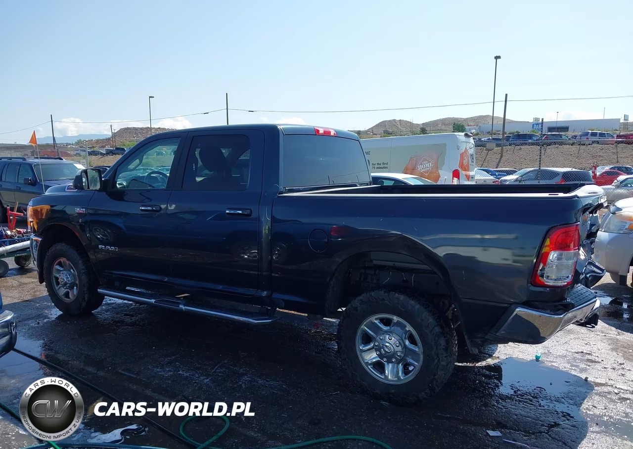2019 Ram 2500 Big Horn 4X4 6'4 Box VIN:3C6UR5DJ4KG666629 - 14