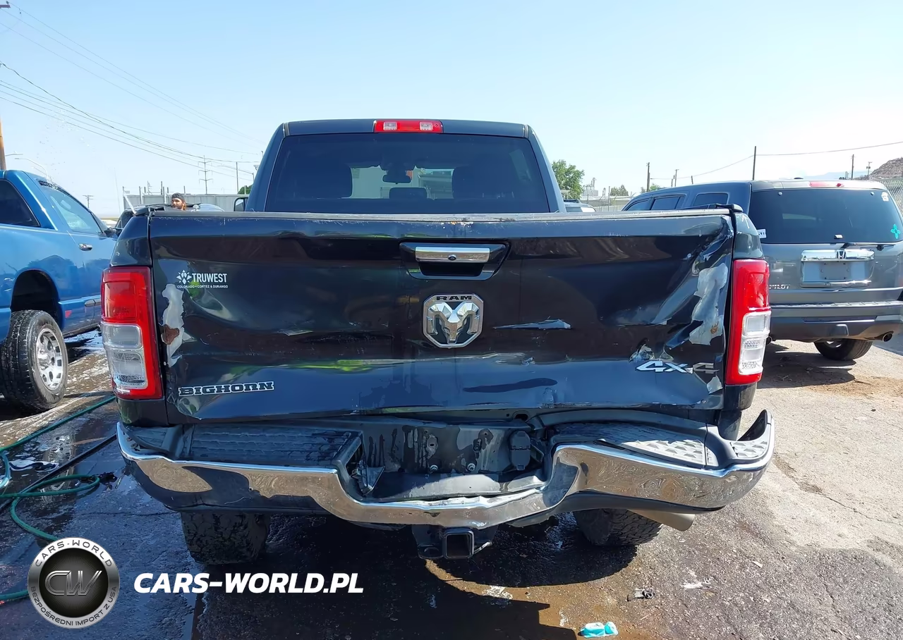 2019 Ram 2500 Big Horn 4X4 6'4 Box VIN:3C6UR5DJ4KG666629 - 16