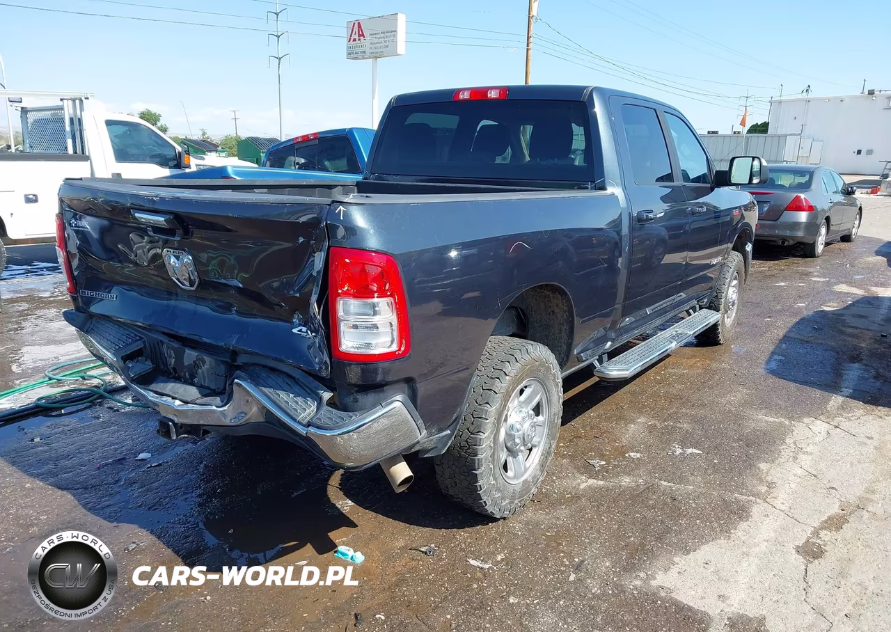 2019 Ram 2500 Big Horn 4X4 6'4 Box VIN:3C6UR5DJ4KG666629 - 4