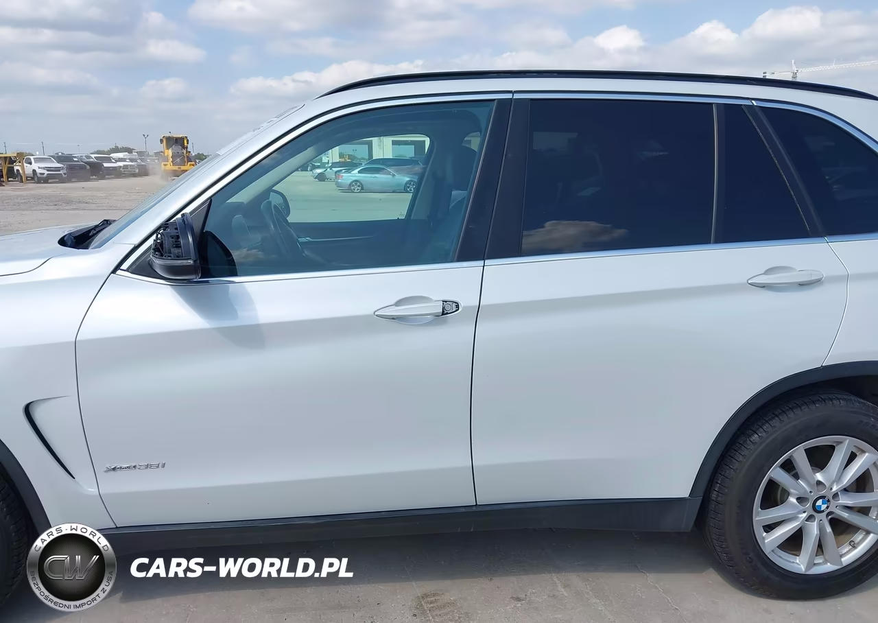 2015 BMW X5 xDrive35I VIN:5UXKR0C58F0K60644 - 14