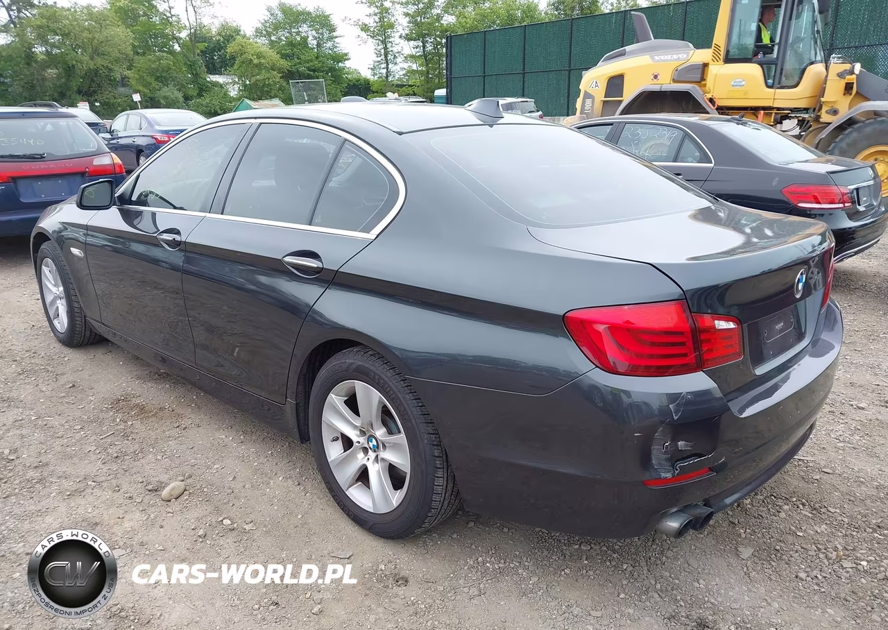 2012 BMW 528I xDrive VIN:WBAXH5C53CDW07225 - 3