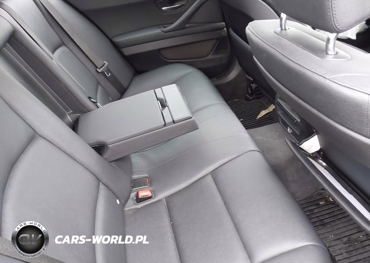 2012 BMW 528I xDrive VIN:WBAXH5C53CDW07225 - 8