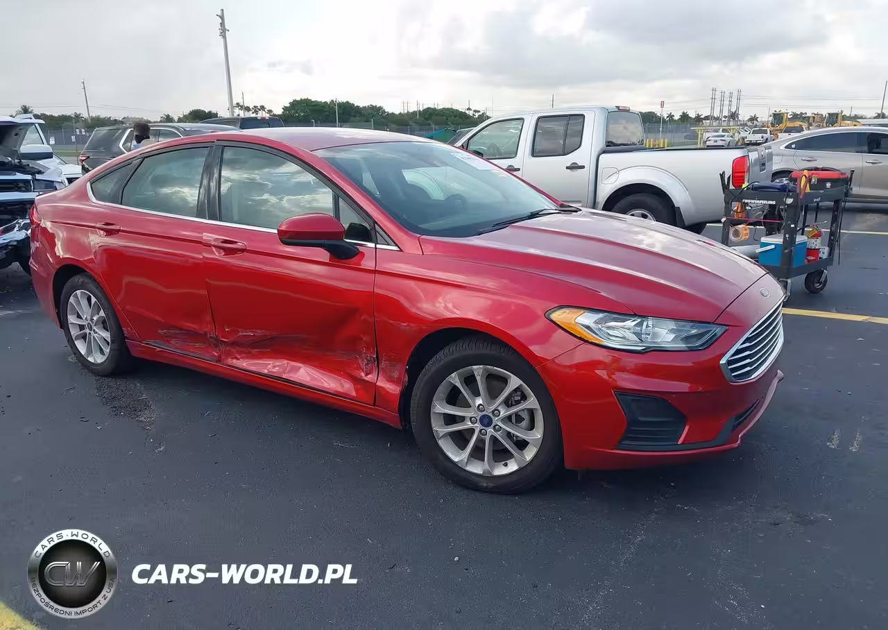 2020 Ford Fusion Se