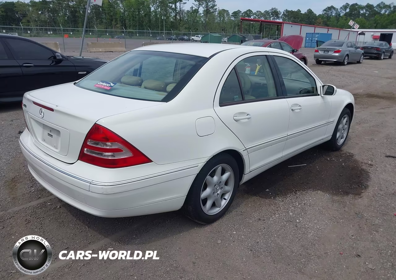 2003 Mercedes-Benz C 240 VIN:WDBRF61J33E013475 - 4
