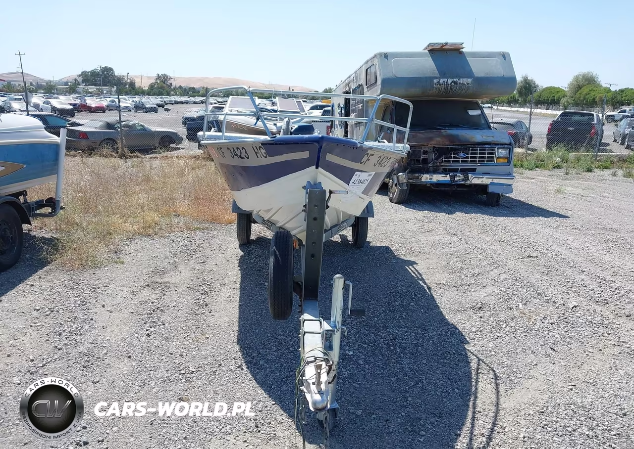 2001 Valco Fishing Aluminum VIN:HULL01826M8 - 11