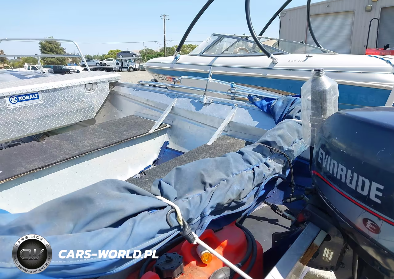 2001 Valco Fishing Aluminum VIN:HULL01826M8 - 7
