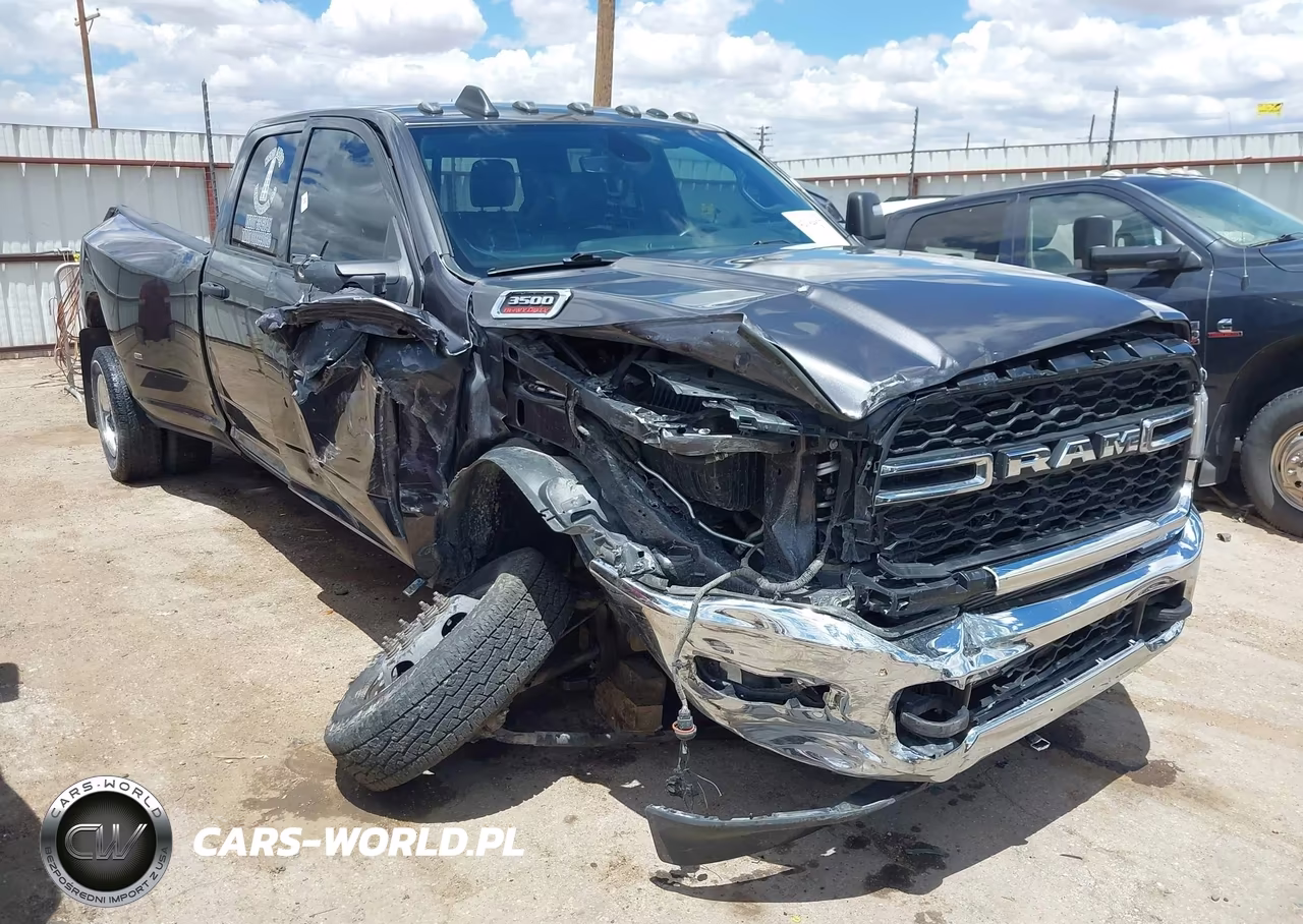 2023 Ram 3500 Tradesman 4X4 8' Box VIN:3C63RRGL8PG623791 - 11