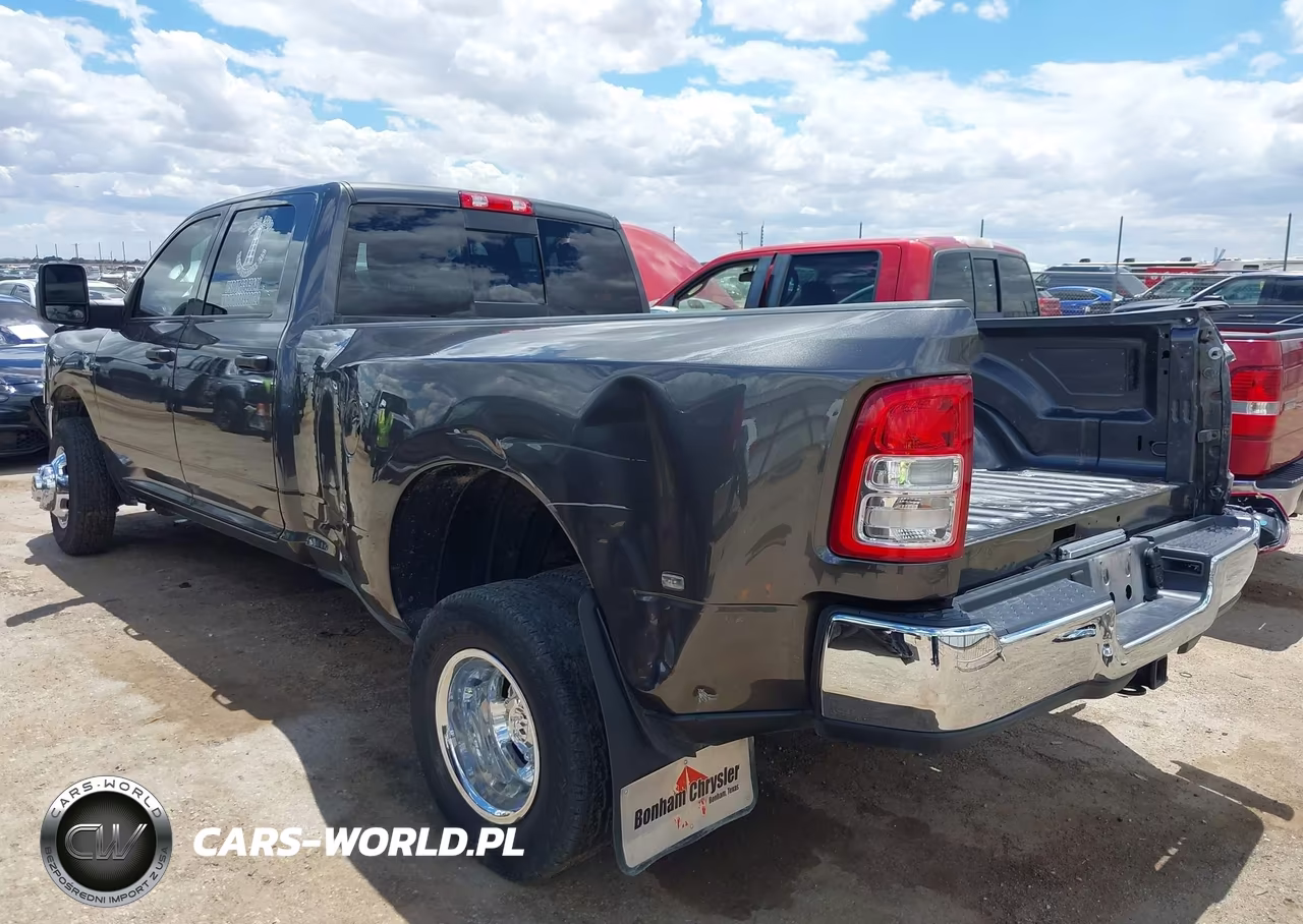 2023 Ram 3500 Tradesman 4X4 8' Box VIN:3C63RRGL8PG623791 - 3