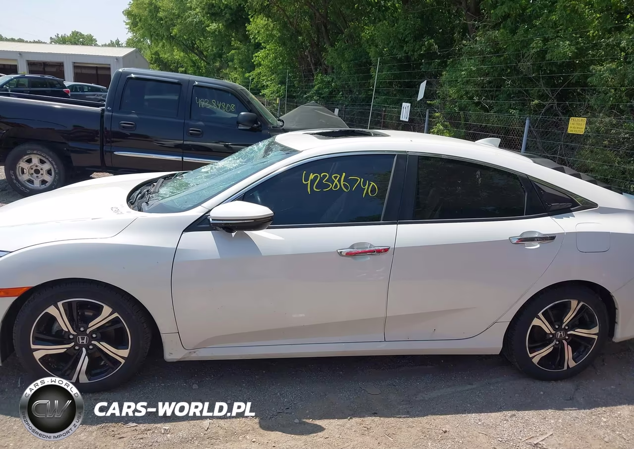 2016 Honda Civic Touring VIN:19XFC1F91GE017419 - 14