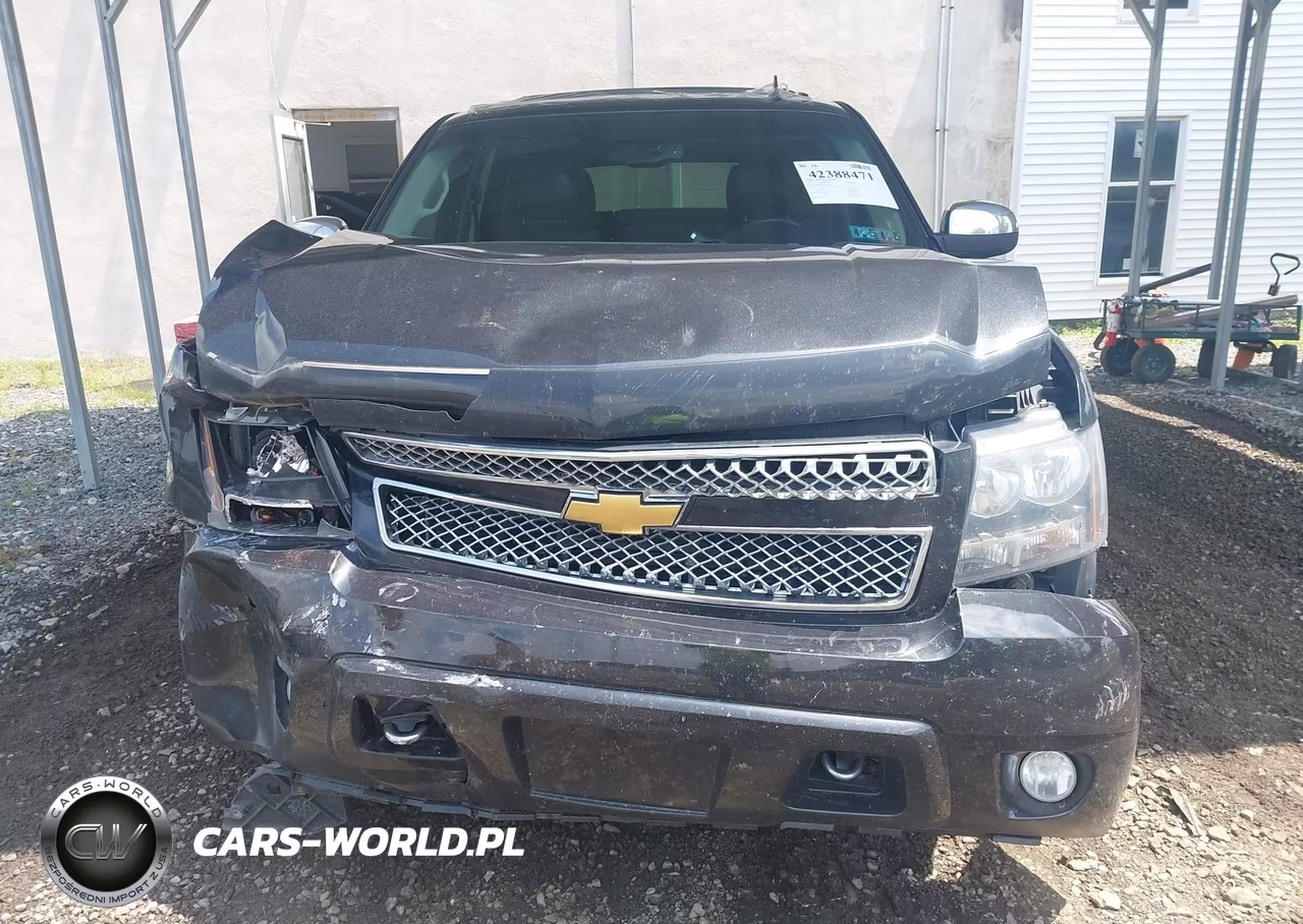 2013 Chevrolet Tahoe Ltz VIN:1GNSKCE06DR177092 - 12