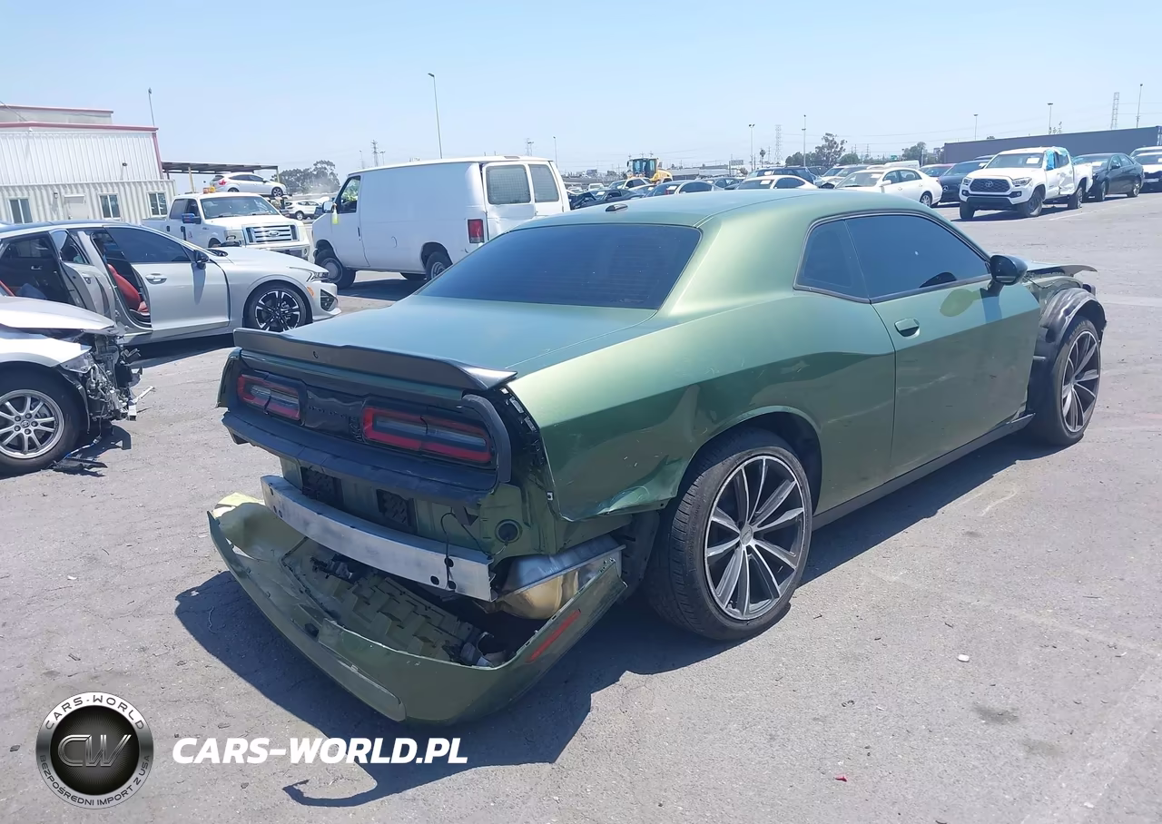 2022 Dodge Challenger Sxt VIN:2C3CDZAG2NH212066 - 4