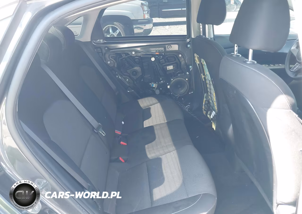 2023 Kia Forte Lx VIN:3KPF24AD7PE520601 - 8