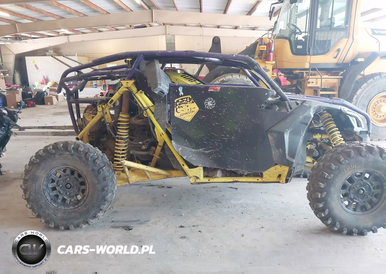 2018 Can-Am Maverick X3 X Mr Turbo R VIN:3JBVWAW20JK000242 - 14