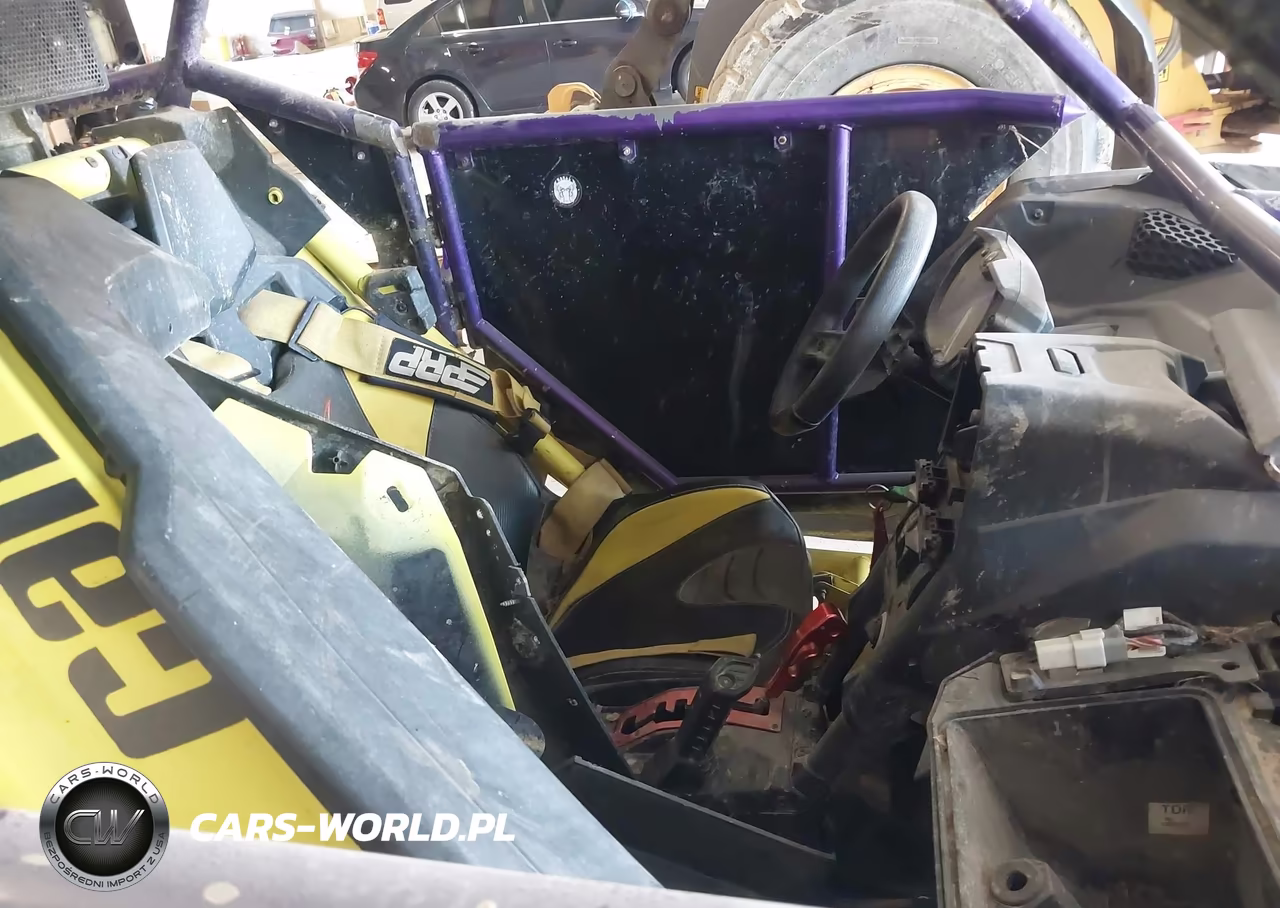 2018 Can-Am Maverick X3 X Mr Turbo R VIN:3JBVWAW20JK000242 - 5