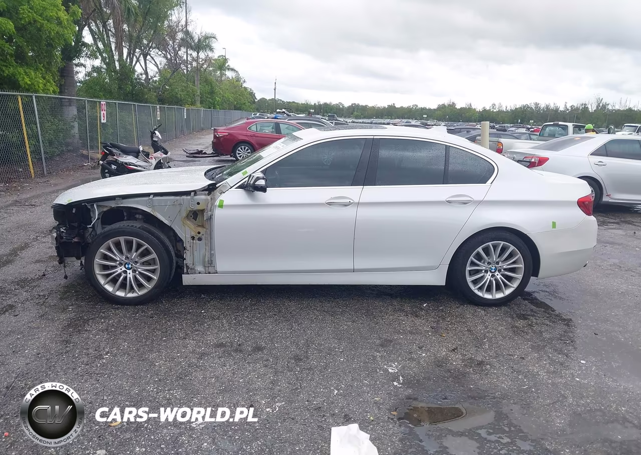 2016 BMW 528I VIN:WBA5A5C51GG351571 - 15