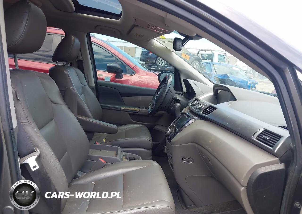 2014 Honda Odyssey Touring-Touring Elite VIN:5FNRL5H95EB020302 - 5