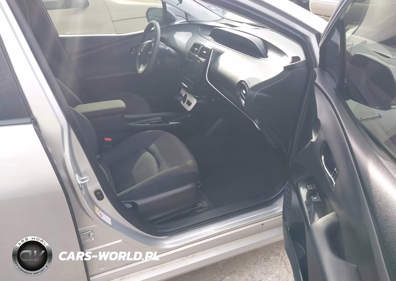 2018 Toyota Prius One VIN:JTDKBRFU6J3070491 - 5