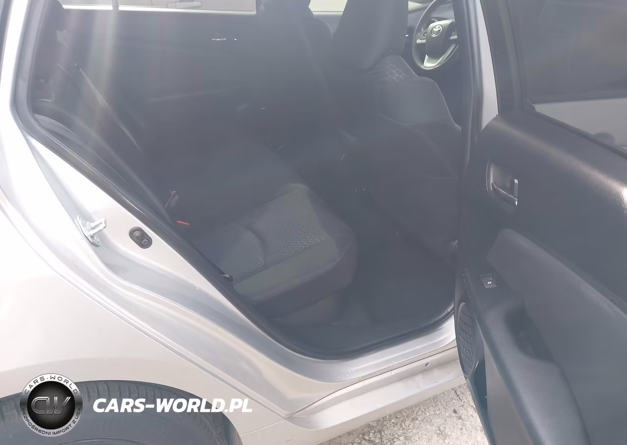 2018 Toyota Prius One VIN:JTDKBRFU6J3070491 - 8